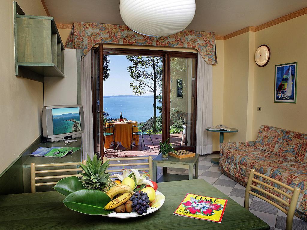 Residence Madrigale Marciaga Екстер'єр фото