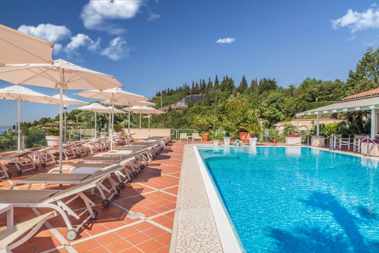 Residence Madrigale Marciaga Екстер'єр фото